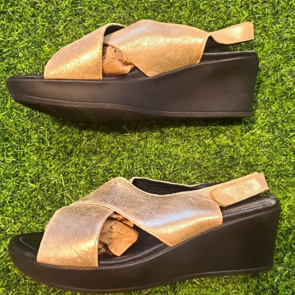 Mephisto Cross Slingback Wedge Golden Sandals Sz 39 EU